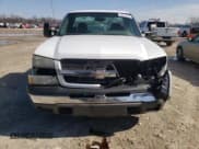 ✅ 2004 Chevrolet Silverado 1500 LS • VIN: 1GCEC14T94Z246702 • Лот: 42573323. Опубликован ранее на Copart с пробегом 321 983 миль. Бесплатный доступ к архиву аукционных продаж из США и подробный отчёт об истории автомобиля на DreamBid. Изображение 5.