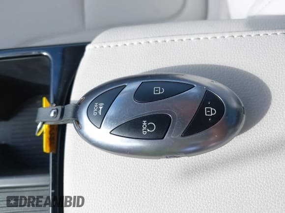 ✅ 2025 Hyundai Tucson SEL Convenience • VIN: KM8JCDD17SU379527 • Lot: 43356568. Listed on IAAI with 1,007 mi. Free auction sales archive from the USA and detailed vehicle history report at DreamBid. Image 11.