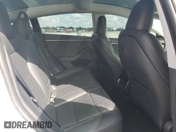 ✅ 2024 Tesla Model 3 Long Range • VIN: 5YJ3E1EB8RF809968 • Lot: 92252855. Listed on Copart with Not provided. Free auction sales archive from the USA and detailed vehicle history report at DreamBid. Image 10.