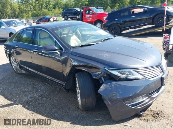 ✅ 2013 Lincoln MKZ • VIN: 3LN6L2J96DR810745 • Lot: 43035224. Wystawiony na IAAI z przebiegiem 107 056 mil. Bezpłatny archiwum sprzedaży aukcyjnych z USA i szczegółowy raport historii pojazdu na DreamBid. Zdjęcie 1.