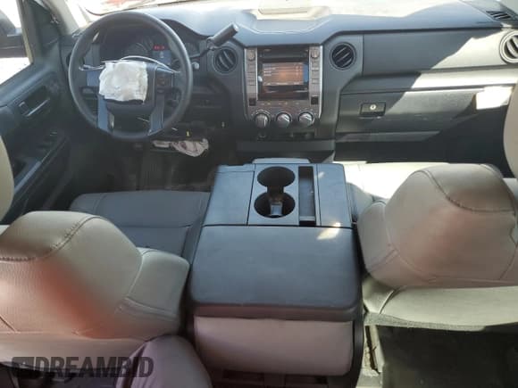 ✅ 2017 Toyota Tundra SR • VIN: 5TFRM5F11HX112088 • Lot: 87016465. Listed on Copart with 99,094 mi. Free auction sales archive from the USA and detailed vehicle history report at DreamBid. Image 8.