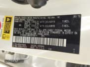 ✅ 2019 Toyota Highlander Hybrid LE • VIN: 5TDBGRFH6KS070611 • Лот: 42301946. Опубликован ранее на IAAI с пробегом 78 323 миль. Бесплатный доступ к архиву аукционных продаж из США и подробный отчёт об истории автомобиля на DreamBid. Изображение 9.