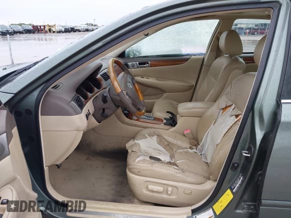 ✅ 2005 Lexus ES 350 • VIN: JTHBA30G755063805 • Lot: 42376576. Listed on IAAI with 209,524 mi. Free auction sales archive from the USA and detailed vehicle history report at DreamBid. Image 5.