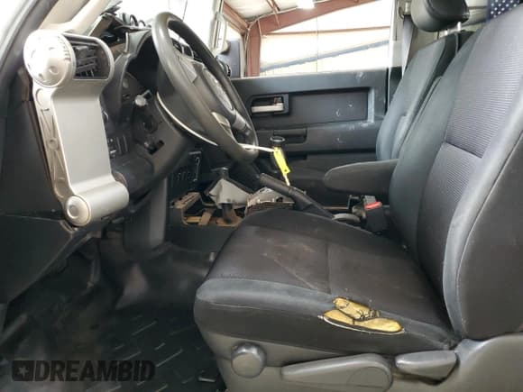 ✅ 2008 Toyota FJ Cruiser • VIN: JTEBU11F08K012991 • Lot: 84152815. Listed on Copart with Not provided. Free auction sales archive from the USA and detailed vehicle history report at DreamBid. Image 7.