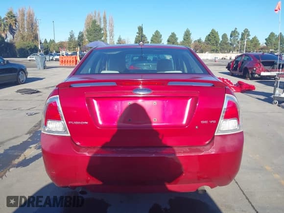 ✅ 2009 Ford Fusion SE • VIN: 3FAHP07199R171863 • Lot: 43764737. Listed on IAAI with 167,795 mi. Free auction sales archive from the USA and detailed vehicle history report at DreamBid. Image 16.