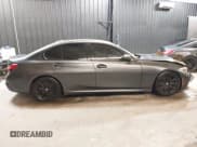 ✅ 2020 BMW 3 Series M340i xDrive • VIN: WBA5U9C02LFH25496 • Lot: 42046111. Wystawiony na IAAI z przebiegiem 49 957 mil. Bezpłatny archiwum sprzedaży aukcyjnych z USA i szczegółowy raport historii pojazdu na DreamBid. Zdjęcie 14.