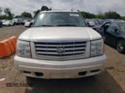 ✅ 2005 Cadillac Escalade • VIN: 1GYEK63N35R245494 • Lot: 62389314. Wystawiony na Copart z przebiegiem 267 338 mil. Bezpłatny archiwum sprzedaży aukcyjnych z USA i szczegółowy raport historii pojazdu na DreamBid. Zdjęcie 5.