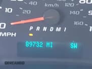 ✅ 2018 Chevrolet Express Passenger LT • VIN: 1GAZGPFG2J1320909 • Lot: 42332001. Wystawiony na IAAI z przebiegiem 89 732 mil. Bezpłatny archiwum sprzedaży aukcyjnych z USA i szczegółowy raport historii pojazdu na DreamBid. Zdjęcie 16.