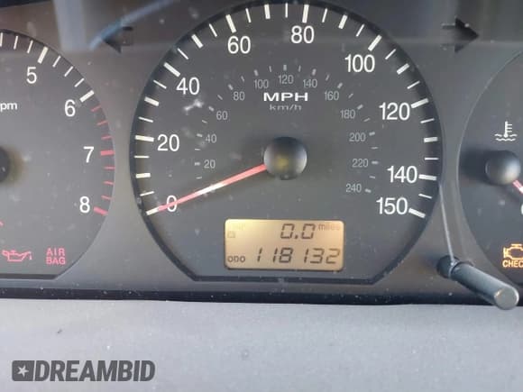 ✅ 2004 Hyundai XG • VIN: KMHFU45E94A360681 • Лот: 43910236. Опубликован ранее на IAAI с пробегом 118 132 миль. Бесплатный доступ к архиву аукционных продаж из США и подробный отчёт об истории автомобиля на DreamBid. Изображение 7.