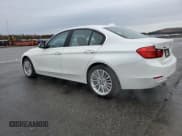 ✅ 2015 BMW 3 Series 328i xDrive • VIN: WBA3B5G57FNS16376 • Лот: 93133025. Опубликован ранее на Copart с пробегом 64 823 миль. Бесплатный доступ к архиву аукционных продаж из США и подробный отчёт об истории автомобиля на DreamBid. Изображение 2.