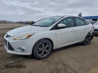 ✅ 2014 Ford Focus SE • VIN: 1FADP3F28EL314661 • Lot: 93726725. Wystawiony na Copart z przebiegiem 138 548 mil. Bezpłatny archiwum sprzedaży aukcyjnych z USA i szczegółowy raport historii pojazdu na DreamBid. Zdjęcie 1.