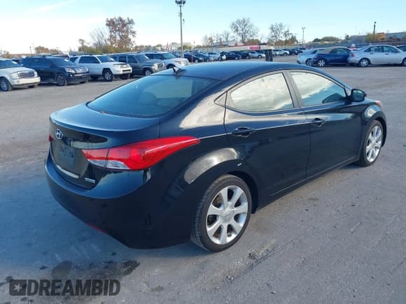 ✅ 2012 Hyundai Elantra GLS • VIN: 5NPDH4AE6CH141299 • Lot: 43632525. Listed on IAAI with 142,864 mi. Free auction sales archive from the USA and detailed vehicle history report at DreamBid. Image 4.