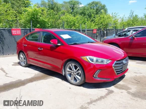✅ 2017 Hyundai Elantra SE • VIN: KMHD84LF3HU300262 • Lot: 42155510. Wystawiony na IAAI z przebiegiem 118 464 mil. Bezpłatny archiwum sprzedaży aukcyjnych z USA i szczegółowy raport historii pojazdu na DreamBid. Zdjęcie 1.