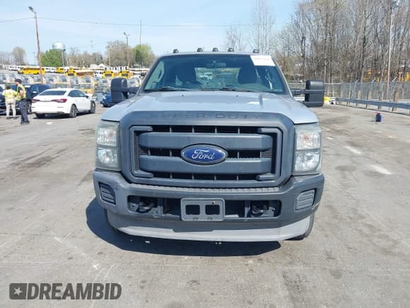 ✅ 2013 Ford F-250 XL • VIN: 1FT7X2BT9DEA15280 • Lot: 41877278. Listed on IAAI with 239,362 mi. Free auction sales archive from the USA and detailed vehicle history report at DreamBid. Image 12.