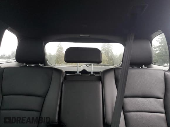 ✅ 2024 Honda Passport EX-L • VIN: 5FNYF8H59RB003820 • Lot: 92575885. Listed on Copart with 28,137 mi. Free auction sales archive from the USA and detailed vehicle history report at DreamBid. Image 10.