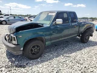 1995 Dodge Dakota z VIN 1B7GL23Y2SS377844, wystawiony jako Copart lot #53069825 z przebiegiem 168 777 mil mil oraz Szkoda całkowita • Salvage title. Historia ofert i sprzedaży dostępna na DreamBid. Obrazek 1.