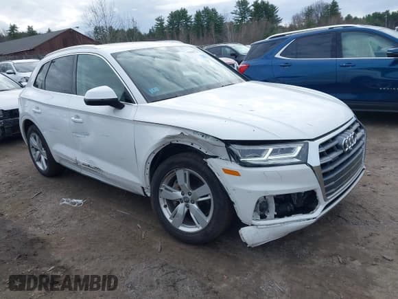 ✅ 2019 Audi Q5 Prestige • VIN: WA1CNAFY9K2087240 • Лот: 43589737. Опубликован ранее на IAAI с пробегом 27 208 миль. Бесплатный доступ к архиву аукционных продаж из США и подробный отчёт об истории автомобиля на DreamBid. Изображение 1.