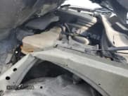 ✅ 2013 Dodge Challenger R/T Classic • VIN: 2C3CDYBT7DH541852 • Lot: 70338374. Wystawiony na Copart z przebiegiem 128 175 mil. Bezpłatny archiwum sprzedaży aukcyjnych z USA i szczegółowy raport historii pojazdu na DreamBid. Zdjęcie 12.