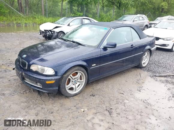 2001 BMW 3 Series 330Ci with VIN WBABS53411JU83635, listed as a IAAI auction lot 42453775 with Not provided miles and . Bid and sale history available at DreamBid. Image 2.