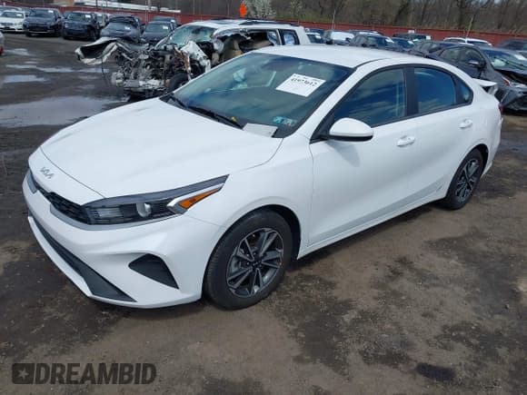 ✅ 2023 Kia Forte LXS • VIN: 3KPF24AD2PE694057 • Lot: 41973612. Wystawiony na IAAI z przebiegiem 18 051 mil. Bezpłatny archiwum sprzedaży aukcyjnych z USA i szczegółowy raport historii pojazdu na DreamBid. Zdjęcie 2.