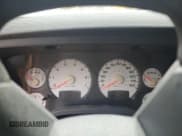 ✅ 2005 Dodge 1500 SLT • VIN: 1D7HA18N95S107037 • Лот: 64555804. Опубликован ранее на Copart с пробегом Не указан. Бесплатный доступ к архиву аукционных продаж из США и подробный отчёт об истории автомобиля на DreamBid. Изображение 9.