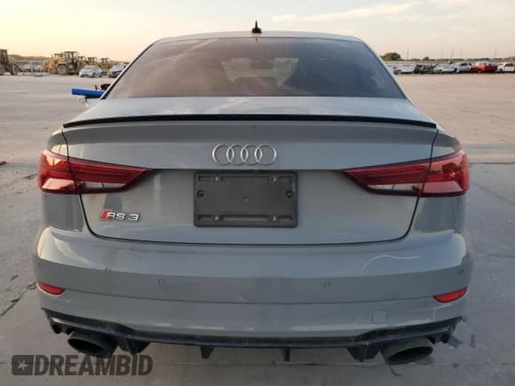 ✅ 2019 Audi RS 3 • VIN: WUABWGFFXKA906202 • Lot: 72532584. Wystawiony na Copart z przebiegiem 44 133 mil. Bezpłatny archiwum sprzedaży aukcyjnych z USA i szczegółowy raport historii pojazdu na DreamBid. Zdjęcie 6.