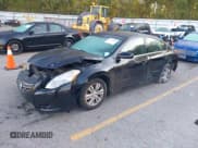 ✅ 2010 Nissan Altima S • VIN: 1N4AL2APXAN415825 • Lot: 43272409. Wystawiony na IAAI z przebiegiem 251 009 mil. Bezpłatny archiwum sprzedaży aukcyjnych z USA i szczegółowy raport historii pojazdu na DreamBid. Zdjęcie 2.