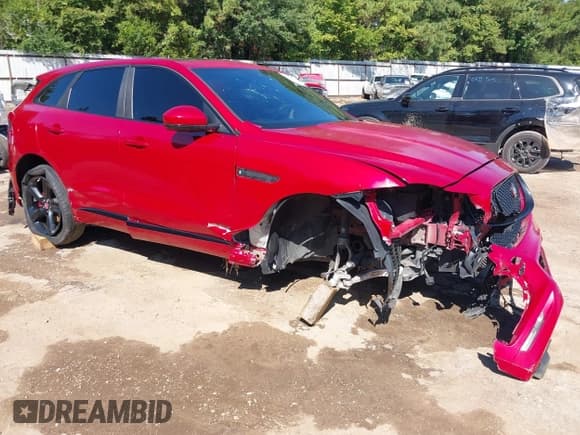 ✅ 2017 Jaguar F-Pace S • VIN: SADCM2BV2HA053721 • Лот: 43318501. Опубликован ранее на IAAI с пробегом 76 179 миль. Бесплатный доступ к архиву аукционных продаж из США и подробный отчёт об истории автомобиля на DreamBid. Изображение 1.