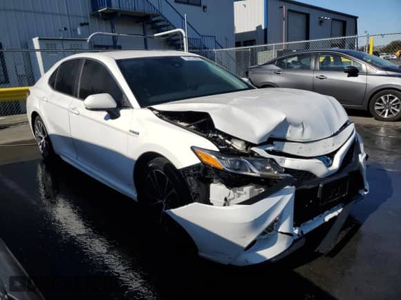 2020 Toyota Camry Hybrid SE с VIN 4T1G31AK3LU529124, выставлен на аукционе Copart как лот 66389265 с пробегом 111 653 миль миль и Чистый • Clean title. История ставок и продаж доступна на DreamBid. Изображение 4.