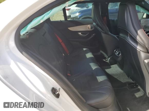 ✅ 2020 Mercedes-Benz C 43 AMG • VIN: 55SWF6EB5LU332137 • Lot: 70095705. Wystawiony na Copart z przebiegiem 117 660 mil. Bezpłatny archiwum sprzedaży aukcyjnych z USA i szczegółowy raport historii pojazdu na DreamBid. Zdjęcie 10.