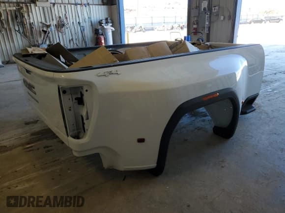 ✅ 2021 Chevrolet Silverado 1500 • VIN: BS81965064 • Лот: 81965064. Опубликован ранее на Copart с пробегом Не указан. Бесплатный доступ к архиву аукционных продаж из США и подробный отчёт об истории автомобиля на DreamBid. Изображение 5.