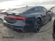 ✅ 2021 Audi RS 7 • VIN: WUAPCBF25MN907221 • Lot: 77997544. Wystawiony na Copart z przebiegiem 28 097 mil. Bezpłatny archiwum sprzedaży aukcyjnych z USA i szczegółowy raport historii pojazdu na DreamBid. Zdjęcie 3.