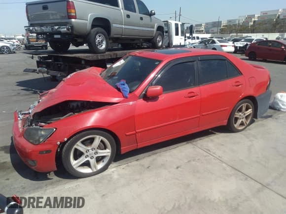✅ 2005 Lexus IS 300 • VIN: JTHBD192550098598 • Lot: 31327811. Listed on IAAI with Not provided. Free auction sales archive from the USA and detailed vehicle history report at DreamBid. Image 2.