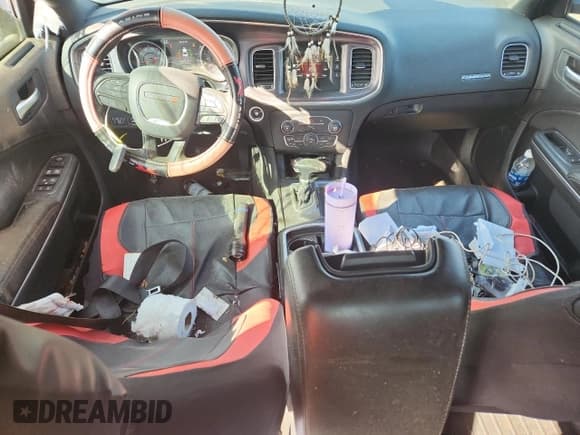 ✅ 2015 Dodge Charger SE • VIN: 2C3CDXBG7FH812909 • Лот: 91046525. Опубликован ранее на Copart с пробегом 78 434 миль. Бесплатный доступ к архиву аукционных продаж из США и подробный отчёт об истории автомобиля на DreamBid. Изображение 8.