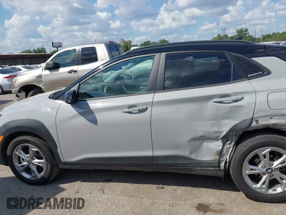 ✅ 2022 Hyundai Kona SEL • VIN: KM8K62AB9NU820429 • Lot: 43267204. Listed on IAAI with 79,824 mi. Free auction sales archive from the USA and detailed vehicle history report at DreamBid. Image 14.