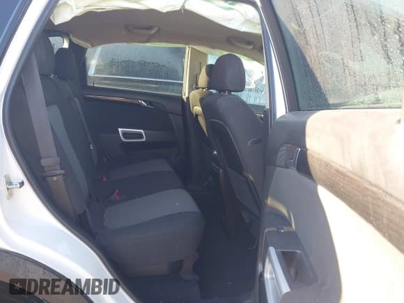 ✅ 2014 Chevrolet Captiva Sport LS • VIN: 3GNAL2EK5ES581987 • Lot: 43498323. Wystawiony na IAAI z przebiegiem 156 748 mil. Bezpłatny archiwum sprzedaży aukcyjnych z USA i szczegółowy raport historii pojazdu na DreamBid. Zdjęcie 8.