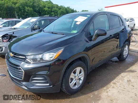 ✅ 2022 Chevrolet Trax LS • VIN: KL7CJNSM5NB542114 • Lot: 42705038. Listed on IAAI with 77,668 mi. Free auction sales archive from the USA and detailed vehicle history report at DreamBid. Image 18.