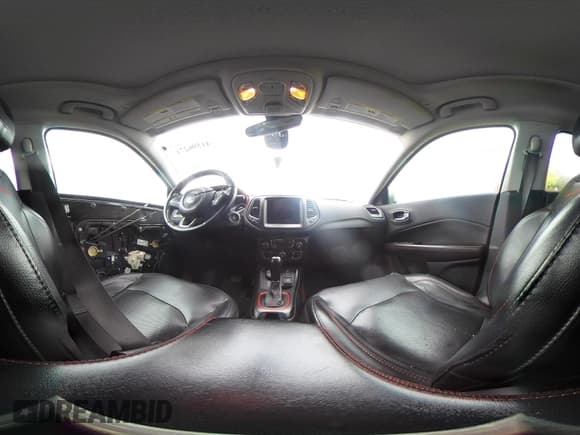 ✅ 2018 Jeep Compass Trailhawk • VIN: 3C4NJDDB9JT366582 • Lot: 41842792. Listed on IAAI with 113,705 mi. Free auction sales archive from the USA and detailed vehicle history report at DreamBid. Image 19.