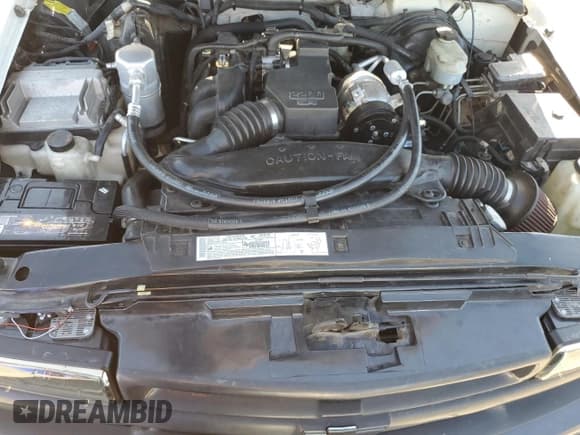 ✅ 2000 Chevrolet S-10 LS • VIN: 1GCCS1458YK249522 • Lot: 91729295. Wystawiony na Copart z przebiegiem 207 871 mil. Bezpłatny archiwum sprzedaży aukcyjnych z USA i szczegółowy raport historii pojazdu na DreamBid. Zdjęcie 11.