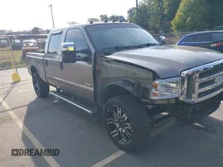 ✅ 2005 Ford F-250 XL • VIN: 1FTSW21P25EA58149 • Лот: 43290393. Опубликован ранее на IAAI с пробегом 299 781 миль. Бесплатный доступ к архиву аукционных продаж из США и подробный отчёт об истории автомобиля на DreamBid. Изображение 1.