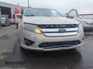 ✅ 2010 Ford Fusion SEL • VIN: 3FAHP0JG9AR187899 • Lot: 43537782. Wystawiony na IAAI z przebiegiem 236 575 mil. Bezpłatny archiwum sprzedaży aukcyjnych z USA i szczegółowy raport historii pojazdu na DreamBid. Zdjęcie 12.