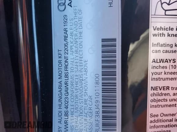 ✅ 2009 Audi TT • VIN: TRUKF38J491011800 • Lot: 77225474. Wystawiony na Copart z przebiegiem 71 920 mil. Bezpłatny archiwum sprzedaży aukcyjnych z USA i szczegółowy raport historii pojazdu na DreamBid. Zdjęcie 12.