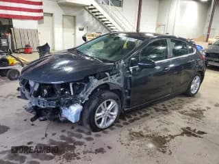 ✅ 2017 Chevrolet Cruze LT • VIN: 3G1BE6SM8HS526886 • Lot: 90065475. Listed on Copart with 29,663 mi. Free auction sales archive from the USA and detailed vehicle history report at DreamBid. Image 1.