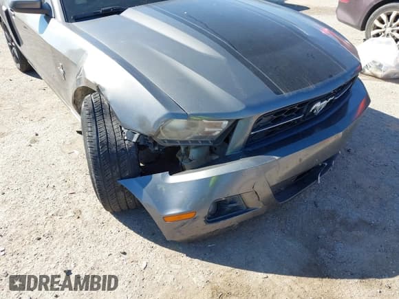 ✅ 2011 Ford Mustang Premium • VIN: 1ZVBP8AM4B5101534 • Лот: 43588148. Опубликован ранее на IAAI с пробегом 212 024 миль. Бесплатный доступ к архиву аукционных продаж из США и подробный отчёт об истории автомобиля на DreamBid. Изображение 6.