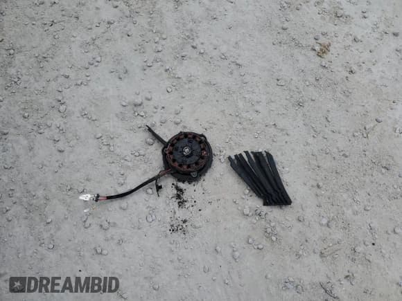 ✅ 2021 Porsche Taycan 4S • VIN: WP0AB2Y16MSA45240 • Лот: 61117753. Опубликован ранее на Copart с пробегом 11 611 миль. Бесплатный доступ к архиву аукционных продаж из США и подробный отчёт об истории автомобиля на DreamBid. Изображение 12.