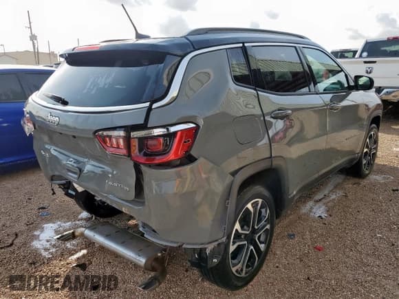 ✅ 2023 Jeep Compass Limited • VIN: 3C4NJDCN7PT522669 • Lot: 58012955. Wystawiony na Copart z przebiegiem 25 061 mil. Bezpłatny archiwum sprzedaży aukcyjnych z USA i szczegółowy raport historii pojazdu na DreamBid. Zdjęcie 3.