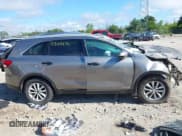 ✅ 2017 Kia Sorento LX • VIN: 5XYPGDA51HG309381 • Lot: 43051430. Listed on IAAI with Not provided. Free auction sales archive from the USA and detailed vehicle history report at DreamBid. Image 13.