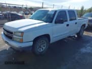 ✅ 2007 Chevrolet Silverado 1500 LS • VIN: 2GCEC13V571139680 • Lot: 43453498. Listed on IAAI with 417,600 mi. Free auction sales archive from the USA and detailed vehicle history report at DreamBid. Image 2.