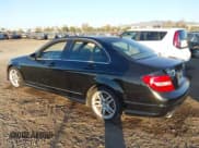 ✅ 2014 Mercedes-Benz C 250 Sport • VIN: WDDGF4HB7EA946274 • Лот: 43928785. Опубликован ранее на IAAI с пробегом 213 127 миль. Бесплатный доступ к архиву аукционных продаж из США и подробный отчёт об истории автомобиля на DreamBid. Изображение 3.