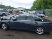 ✅ 2018 Chevrolet Malibu LT • VIN: 1G1ZD5ST9JF108480 • Lot: 42230437. Wystawiony na IAAI z przebiegiem 142 004 mil. Bezpłatny archiwum sprzedaży aukcyjnych z USA i szczegółowy raport historii pojazdu na DreamBid. Zdjęcie 15.